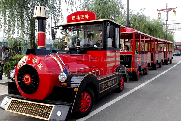 fiberglass large electric trackless train suitable scenic area, amusement parks, etc