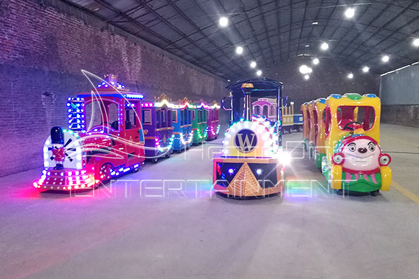 hot selling train rides with different size and theme